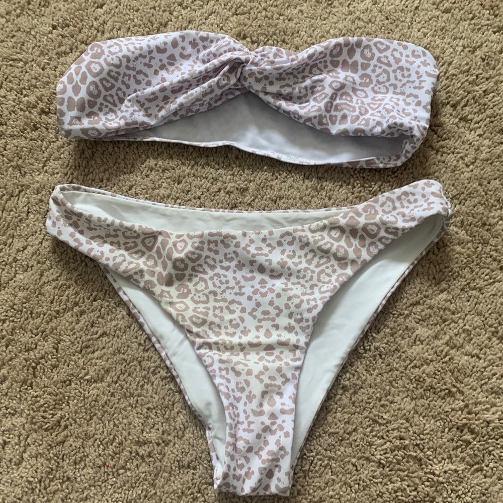 Cheetah Swim Set